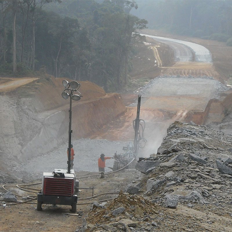 Proyecto Carretera que de Oyala conduce a Mongomeyén